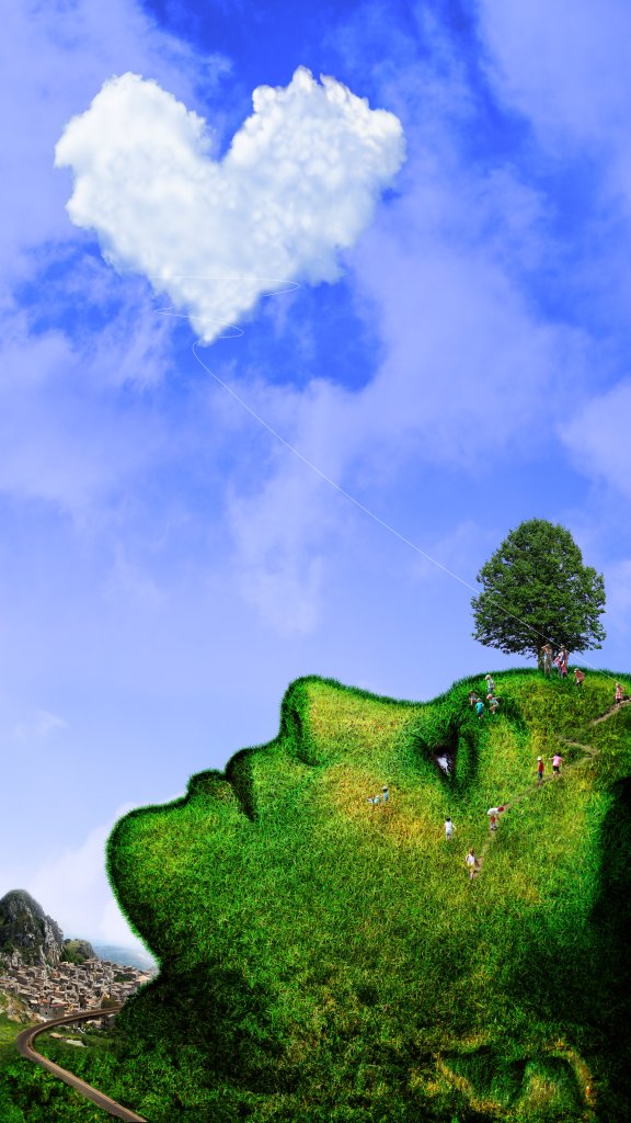 Das Phantasiebild zeigt einen Berg in Form eines Frauengesichts. Das Gesicht ist mit Gras bewachsen. Am Himmel ist eine Wolke in Herzform.